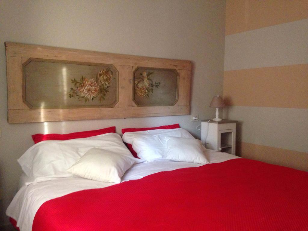Albergo Al Castello Gavi Rum bild